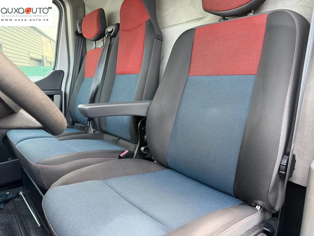 Renault Master Vu FOURGON 2.3 DCI 145 33 L1H2 CONFORT 2017 - vue 13