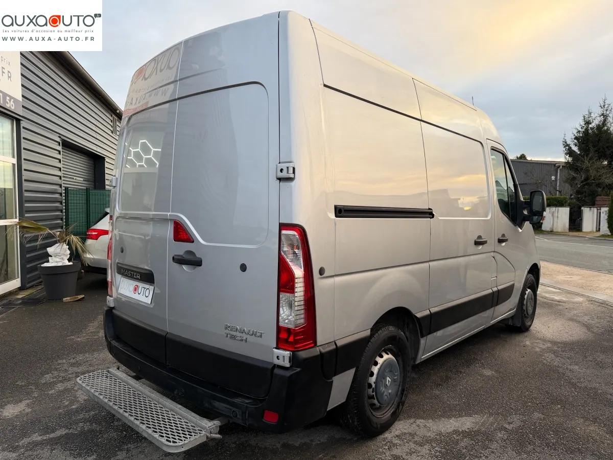 Renault Master Vu FOURGON 2.3 DCI 145 33 L1H2 CONFORT 2017 - vue 2