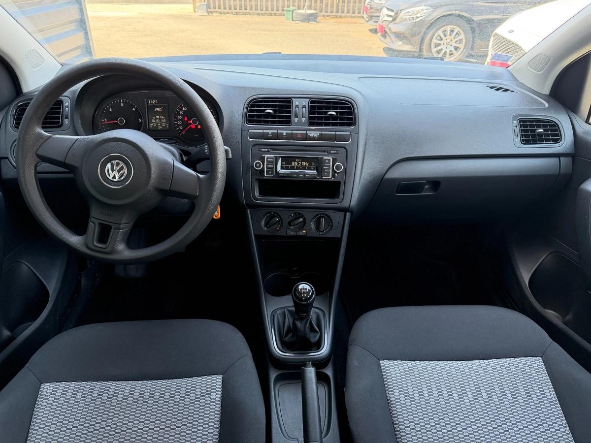 Volkswagen Polo 1.2 TDI 75 TREND LINE 2013 - vue 16