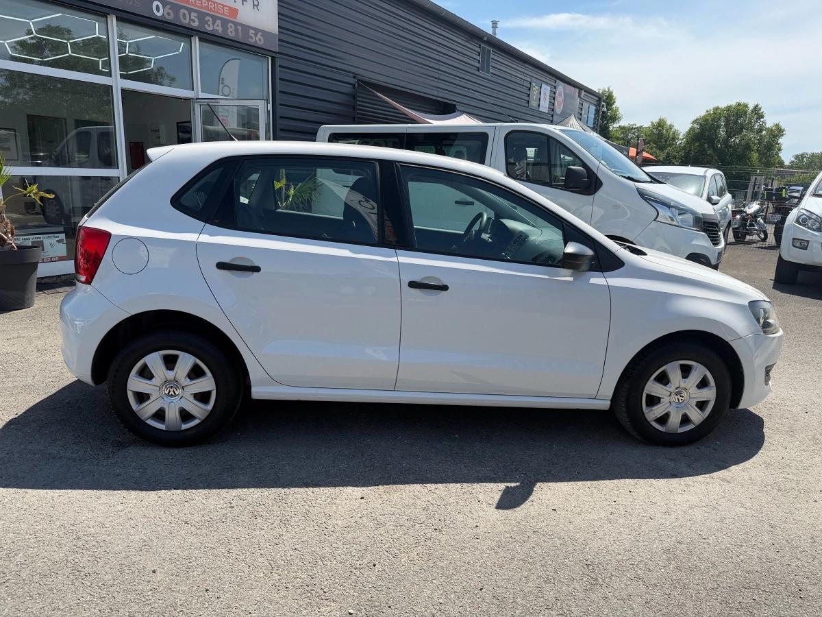 Volkswagen Polo 1.2 TDI 75 TREND LINE 2013 - vue 3
